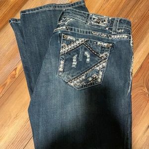 Grace easy fit embroidered jeans. Size 33 with 32 inseam